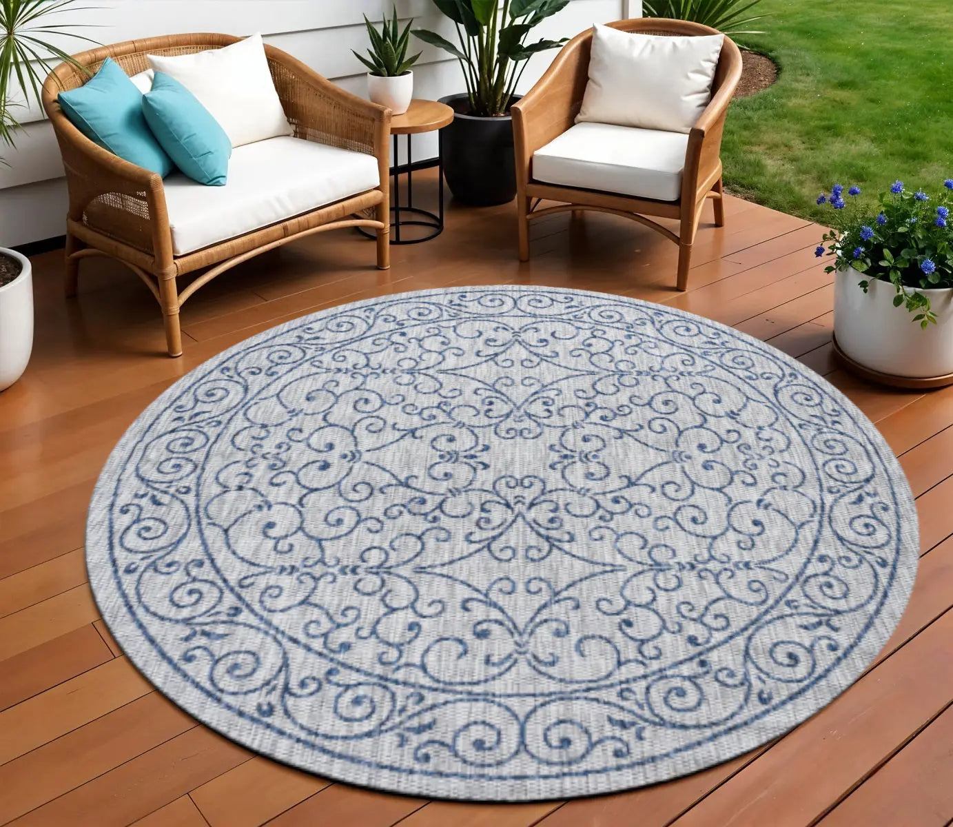 9' Gray And Navy Blue Round Medallion Indoor Outdoor Area Rug Homeroots Outdoor