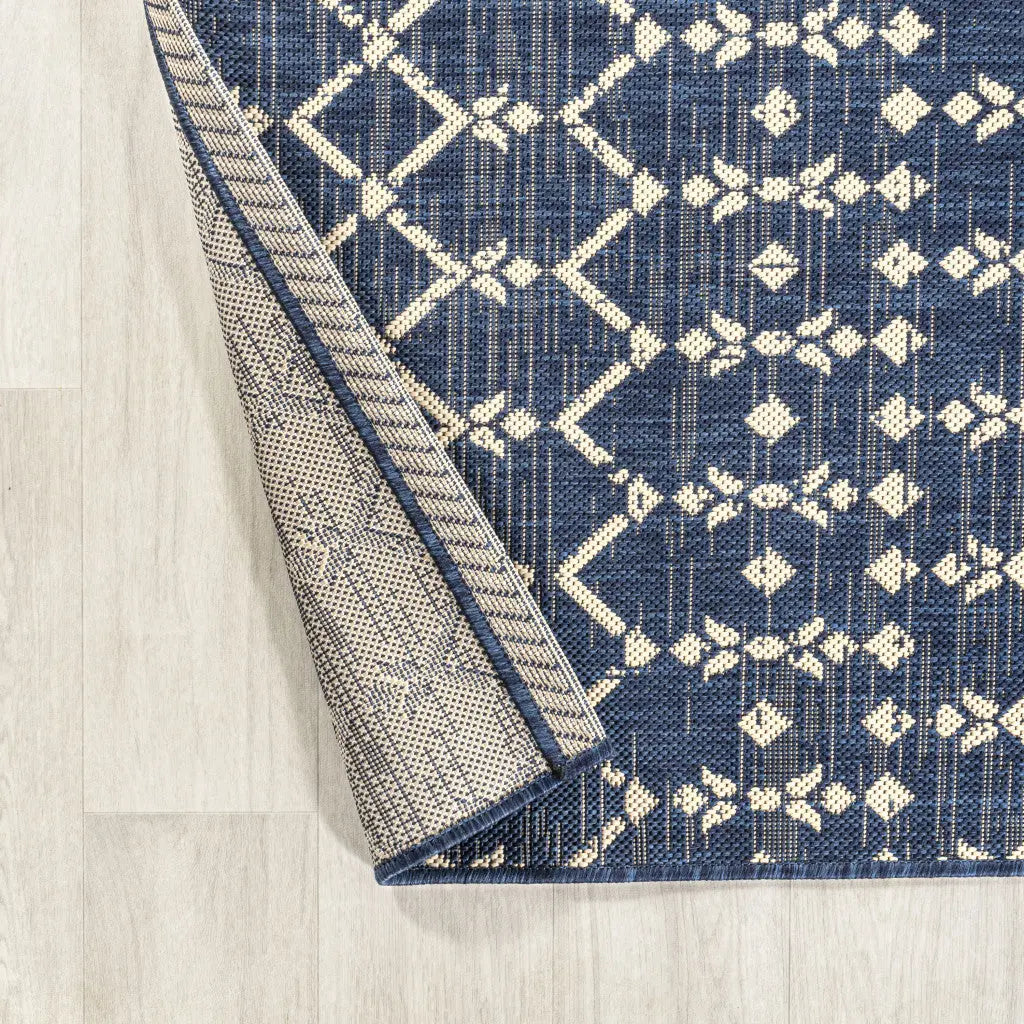 9' Navy Blue And Beige Round Trellis Indoor Outdoor Area Rug Homeroots Outdoor