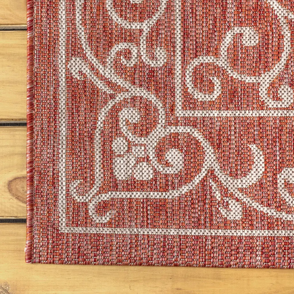 9' Red And Beige Round Medallion Indoor Outdoor Area Rug Homeroots Outdoor