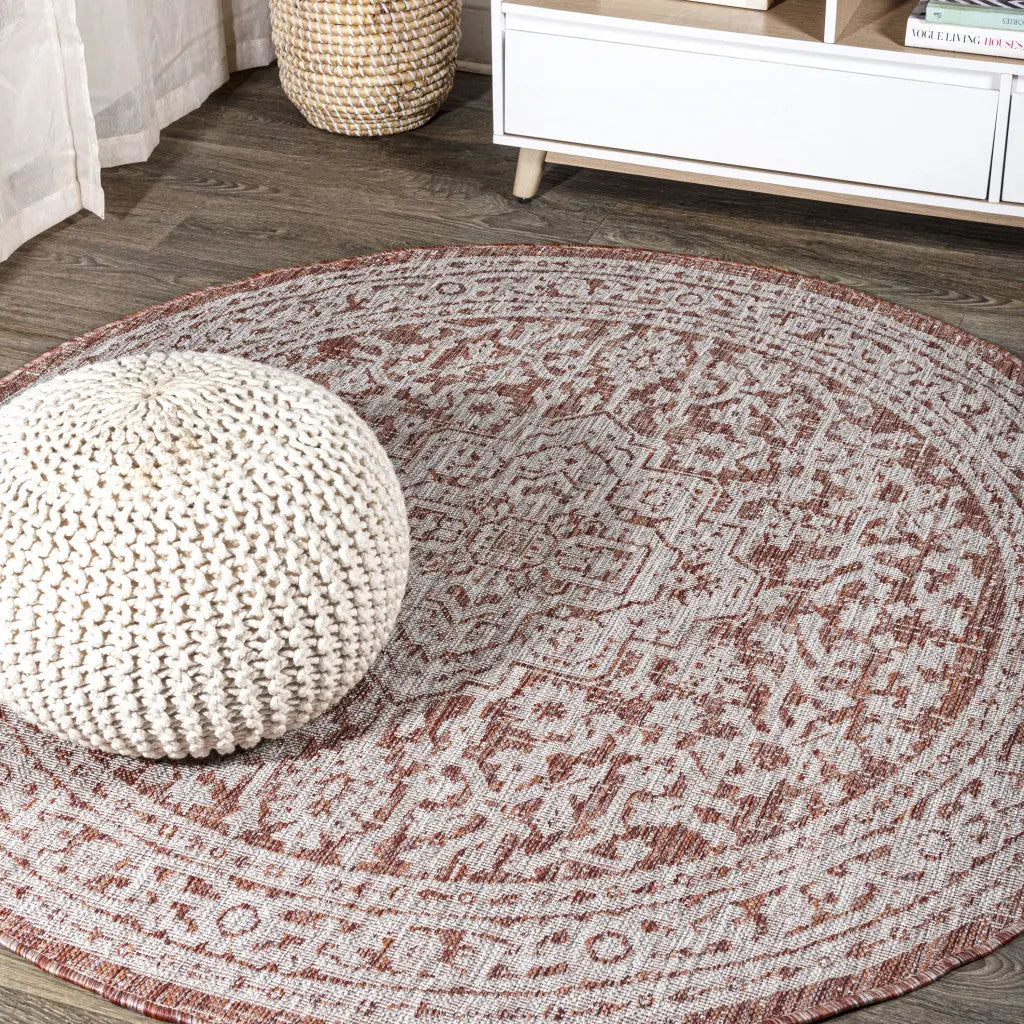 9' Red And Taupe Round Medallion Indoor Outdoor Area Rug Homeroots Outdoor