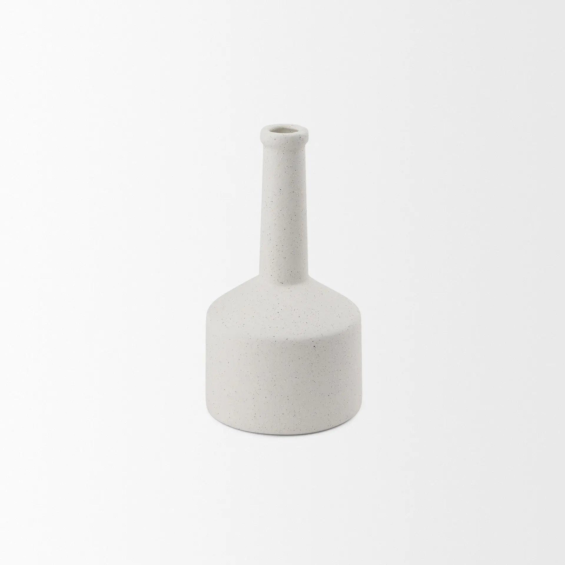 9" White Ceramic Table Vase Homeroots Home Decor