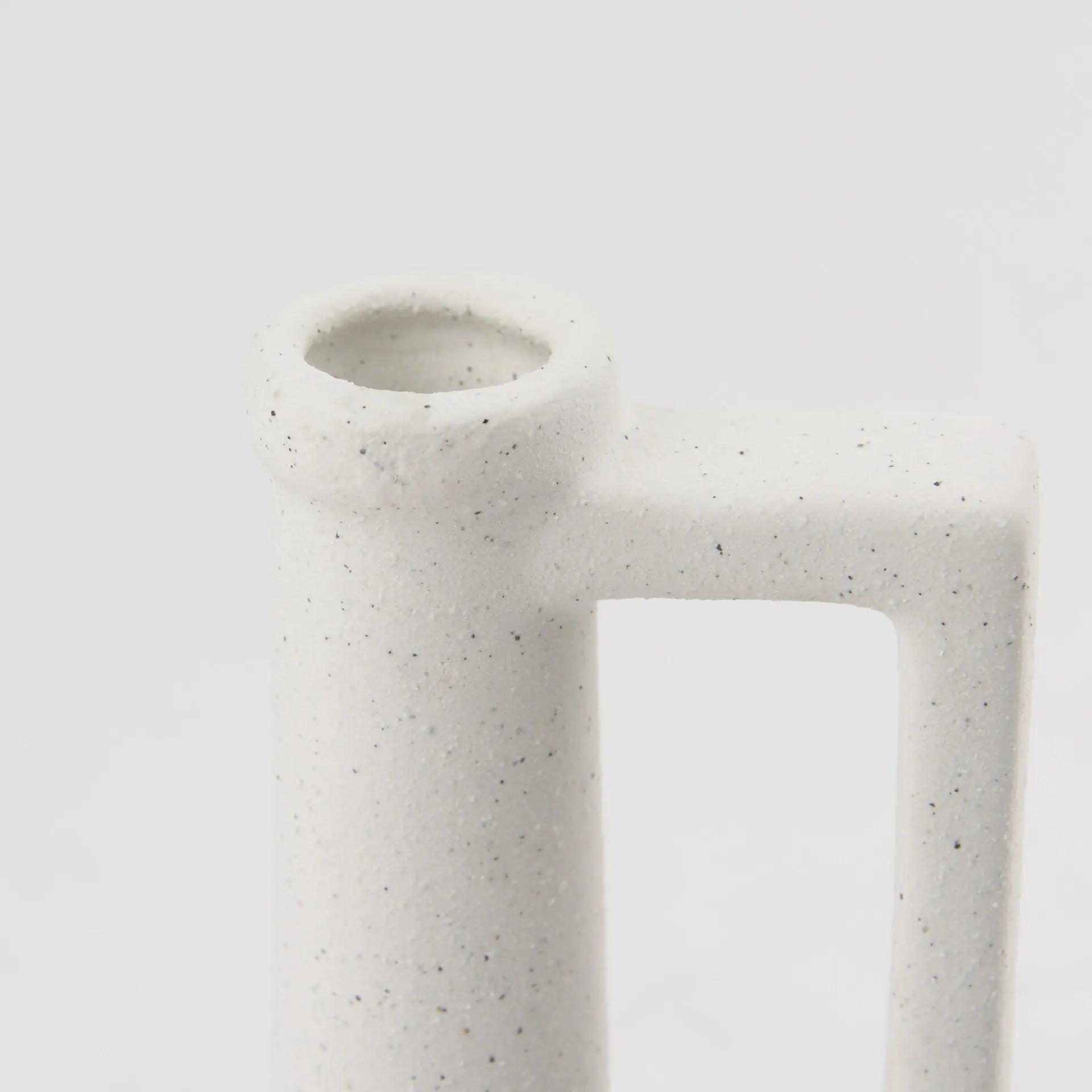9" White Ceramic Table Vase Homeroots Home Decor