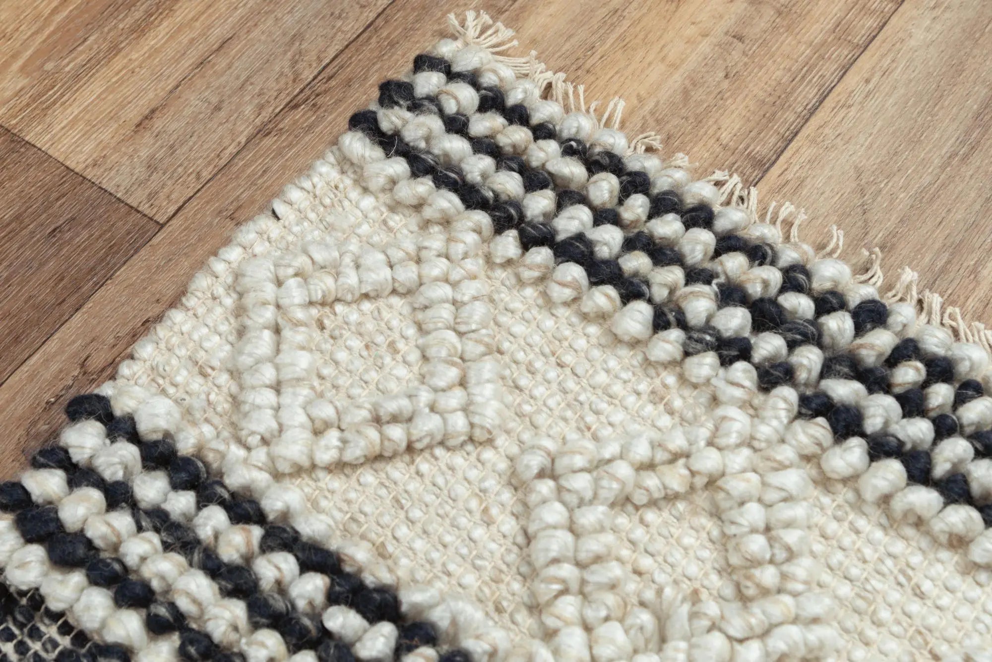 9' X 12' Beige Navy Blue And Blue Wool Geometric Hand Woven Area Rug Homeroots Home Decor
