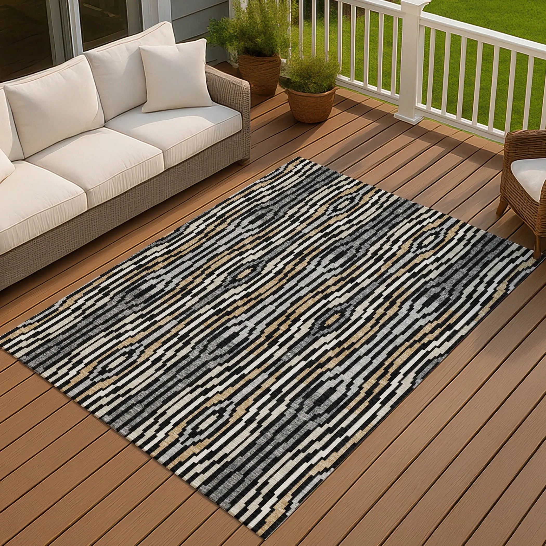 9' X 12' Black And Ivory Abstract Washable Indoor Outdoor Area Rug Homeroots Outdoor