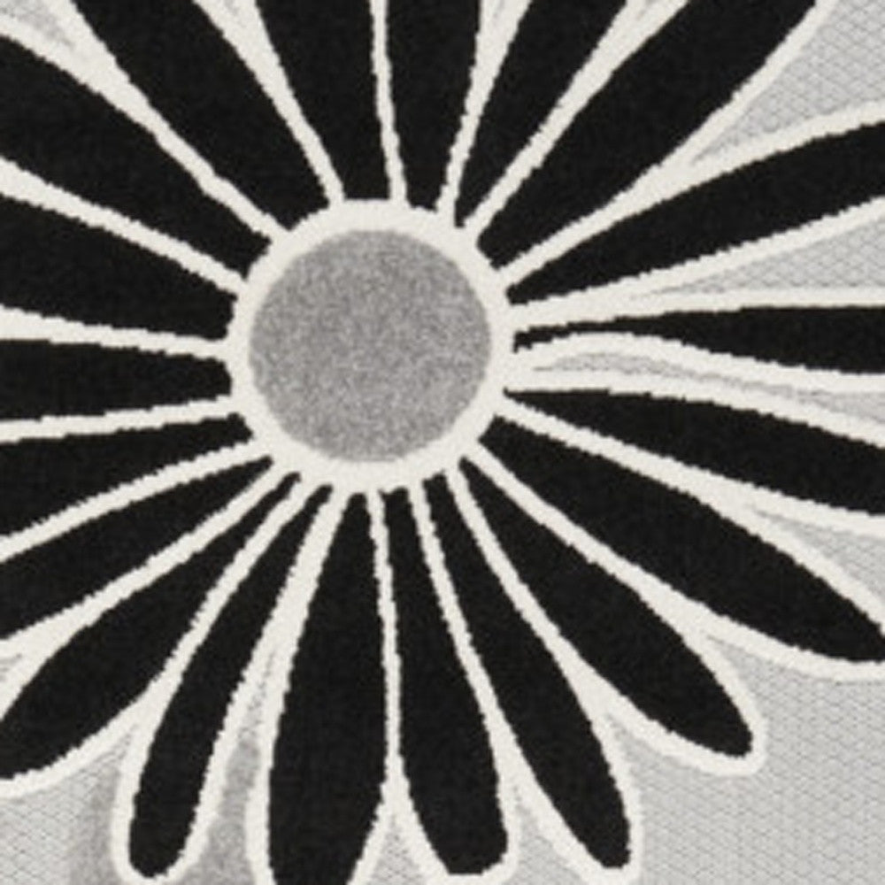 9' X 12' Black And White Floral Stain Resistant Non Skid Area Rug Homeroots Outdoor