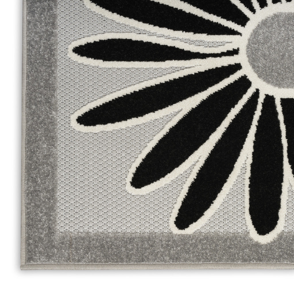 9' X 12' Black And White Floral Stain Resistant Non Skid Area Rug Homeroots Outdoor