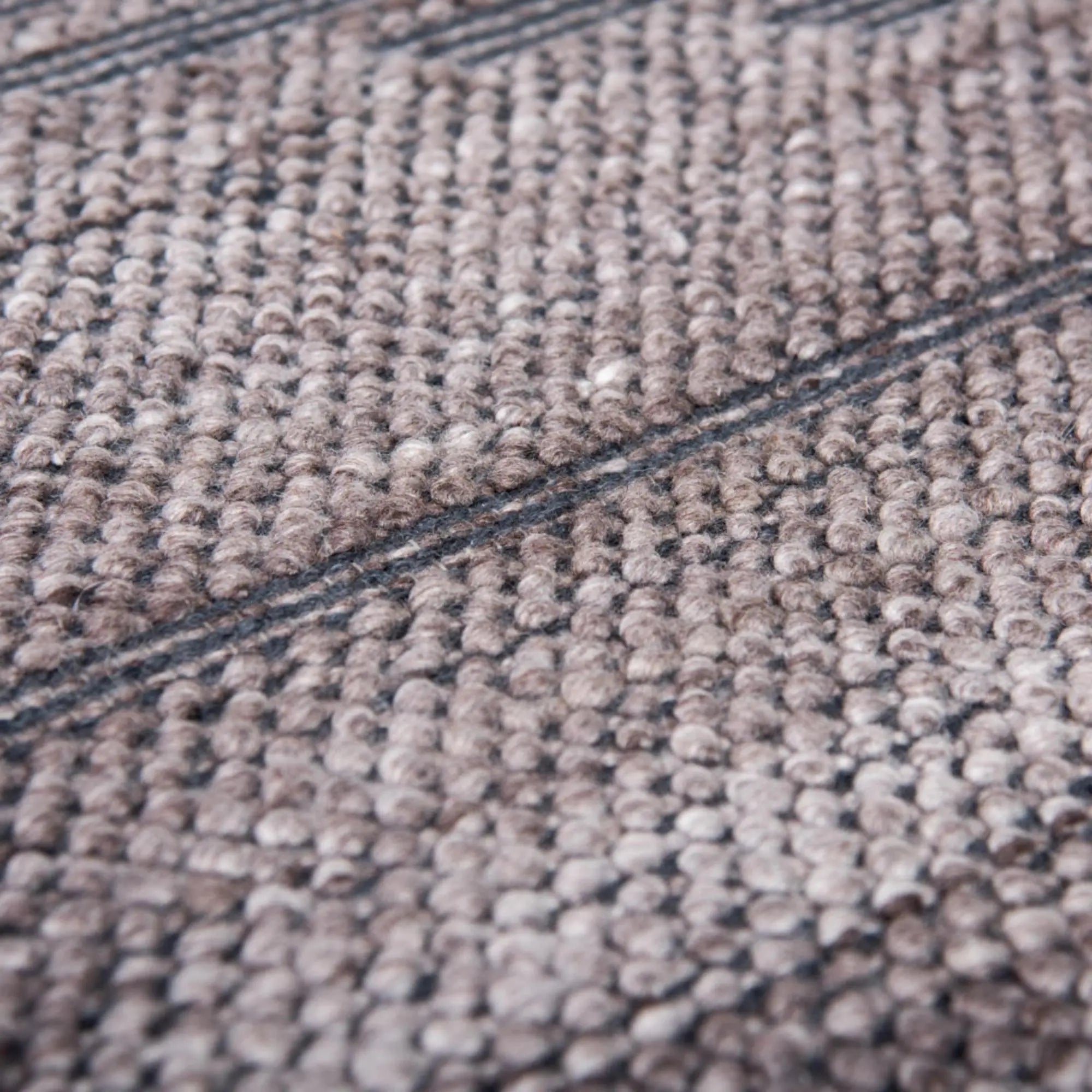 9' X 12' Charcoal And Gray Geometric Hand Woven Area Rug With UV Protection Homeroots Home Decor