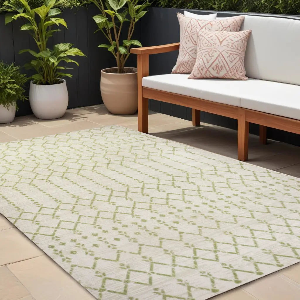 9' X 12' Cream And Green Trellis Indoor Outdoor Area Rug Homeroots Outdoor