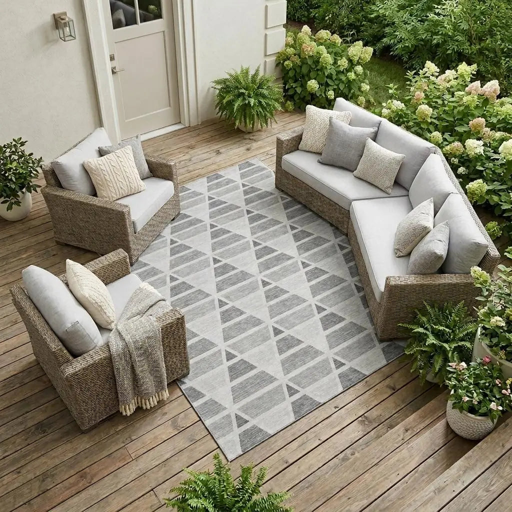 9' X 12' Gray And Silver Geometric Washable Indoor Outdoor Area Rug Homeroots Outdoor