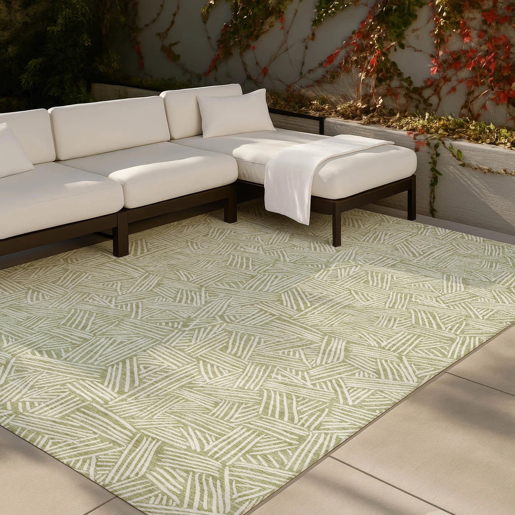 9' X 12' Green And Ivory Geometric Washable Indoor Outdoor Area Rug Homeroots Outdoor