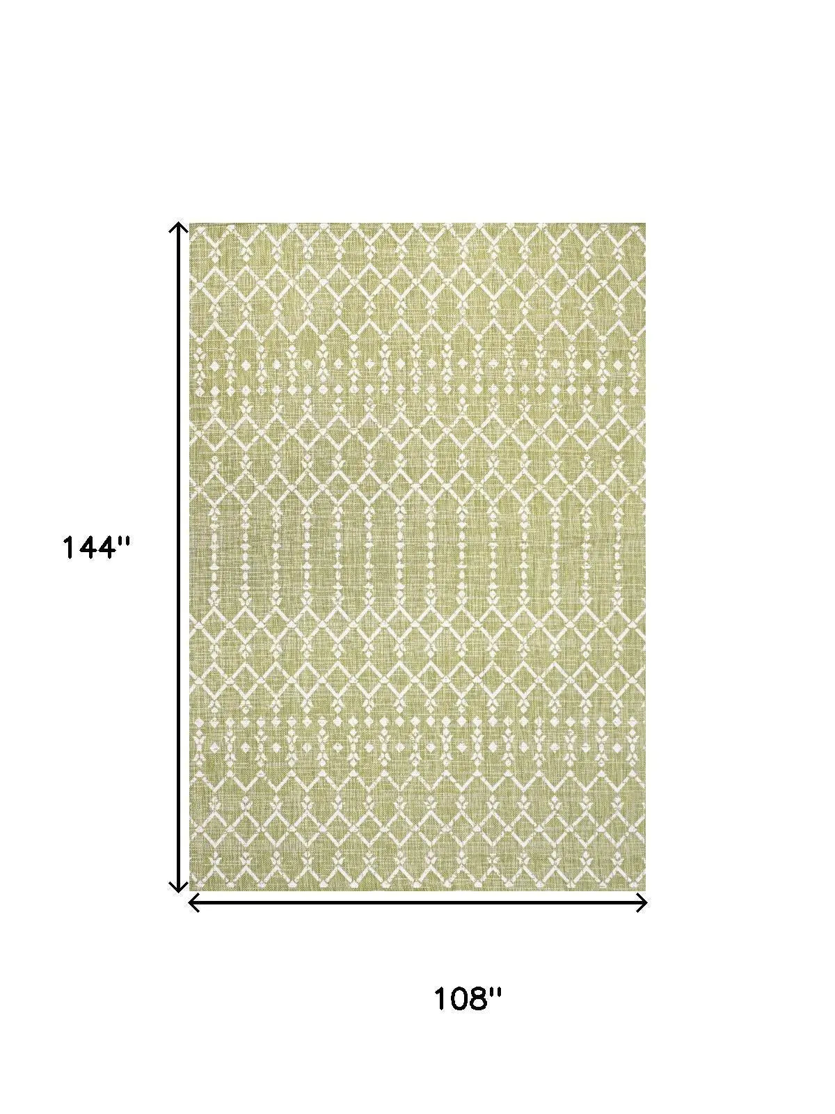 9' X 12' Light Green And Cream Trellis Indoor Outdoor Area Rug Homeroots Outdoor