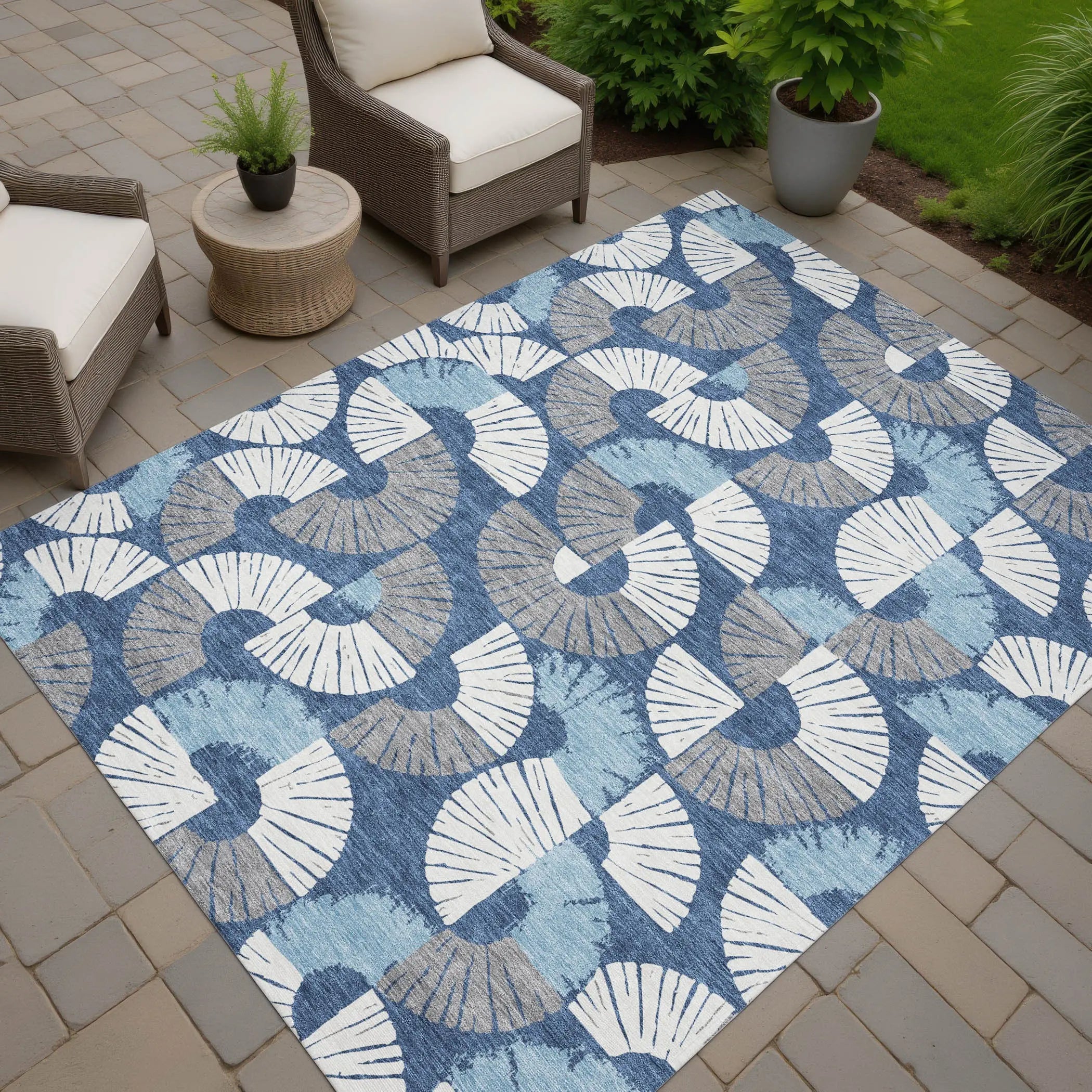 9' X 12' Navy Blue And Ivory Geometric Washable Indoor Outdoor Area Rug Homeroots Outdoor