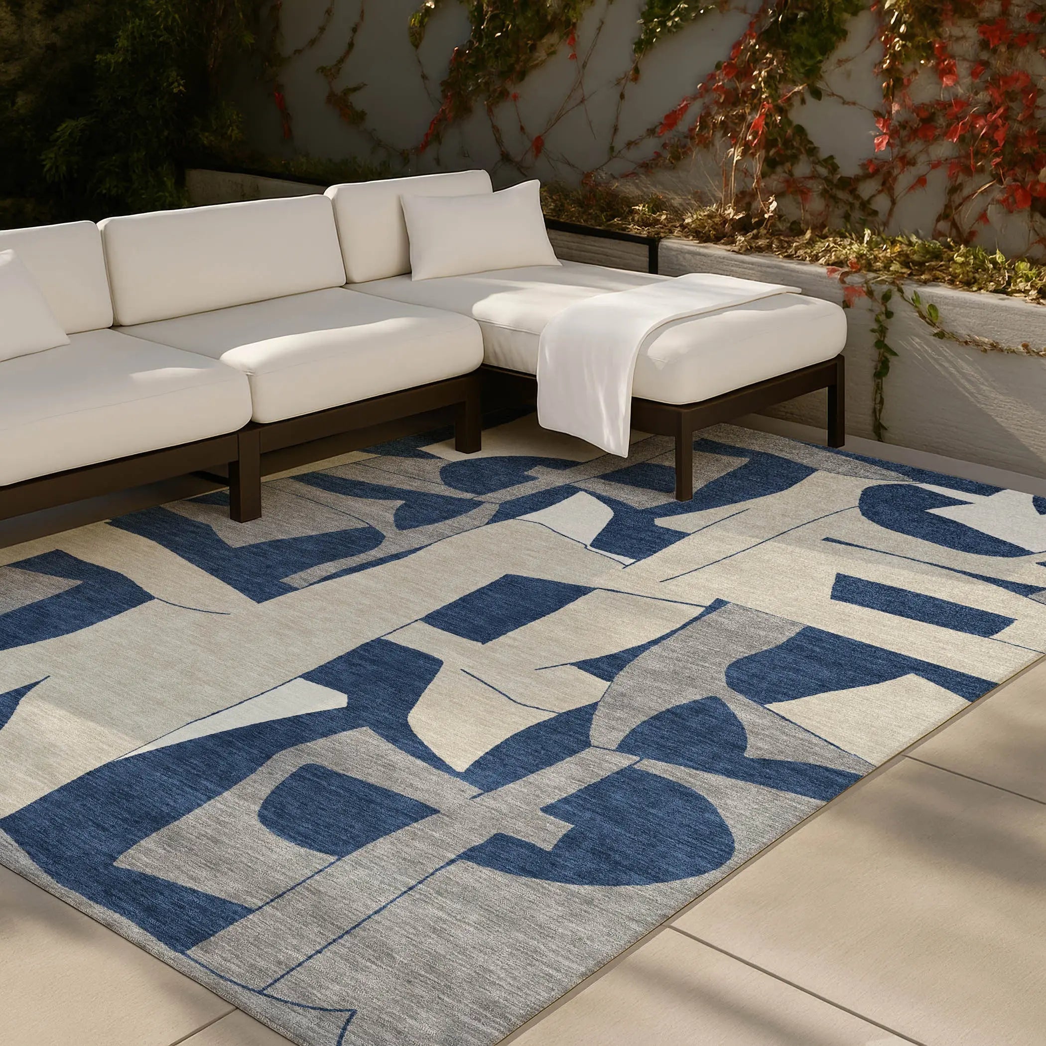 9' X 12' Navy Blue And Ivory Geometric Washable Indoor Outdoor Area Rug Homeroots Outdoor