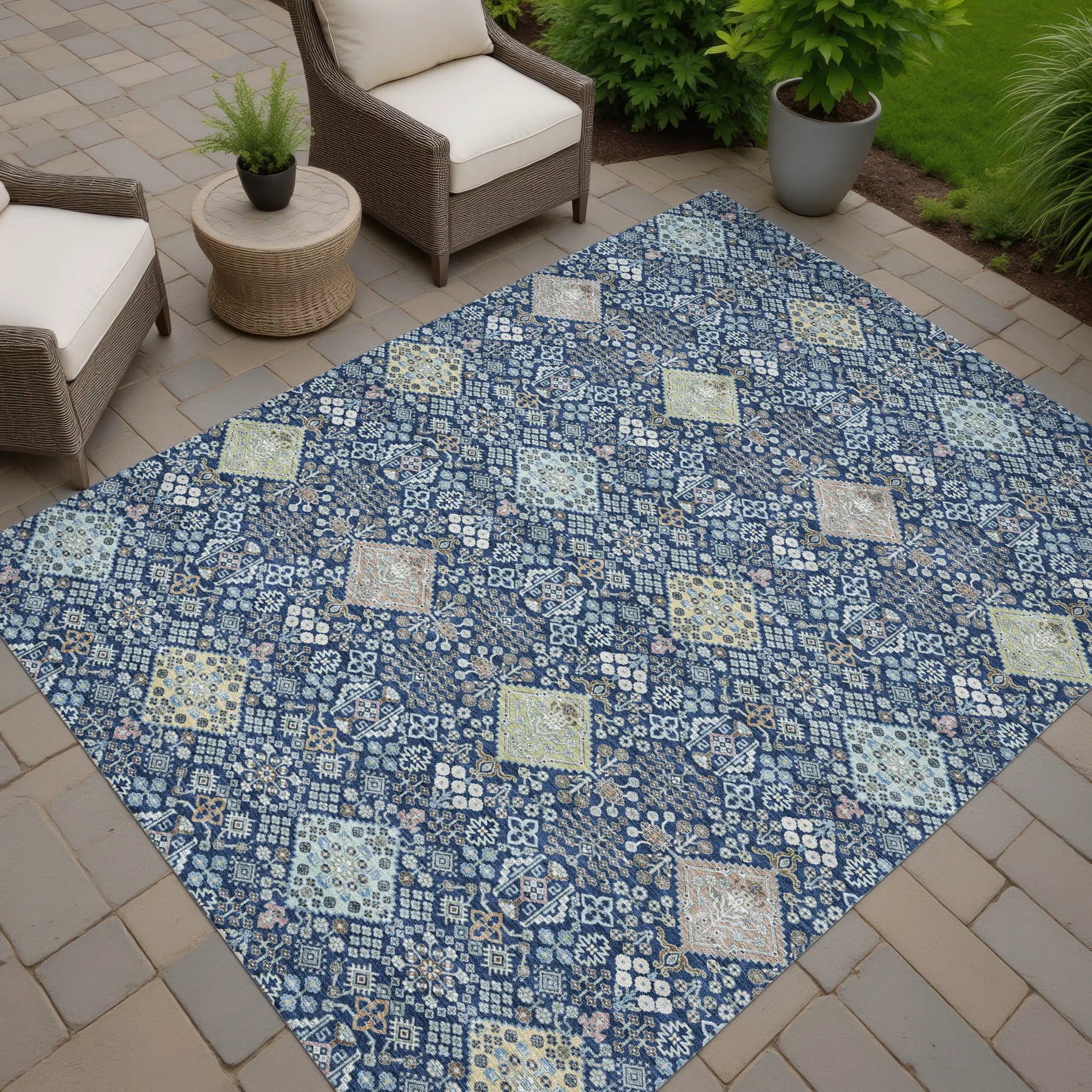 9' X 12' Navy Blue And Ivory Oriental Washable Indoor Outdoor Area Rug Homeroots Outdoor