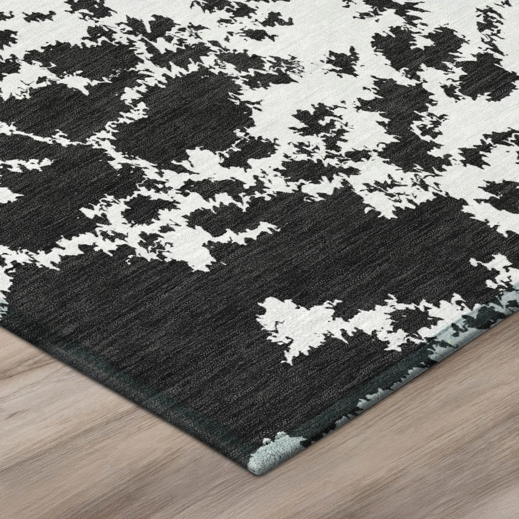 9' X 12' White And Ivory Abstract Washable Indoor Outdoor Area Rug Homeroots Outdoor