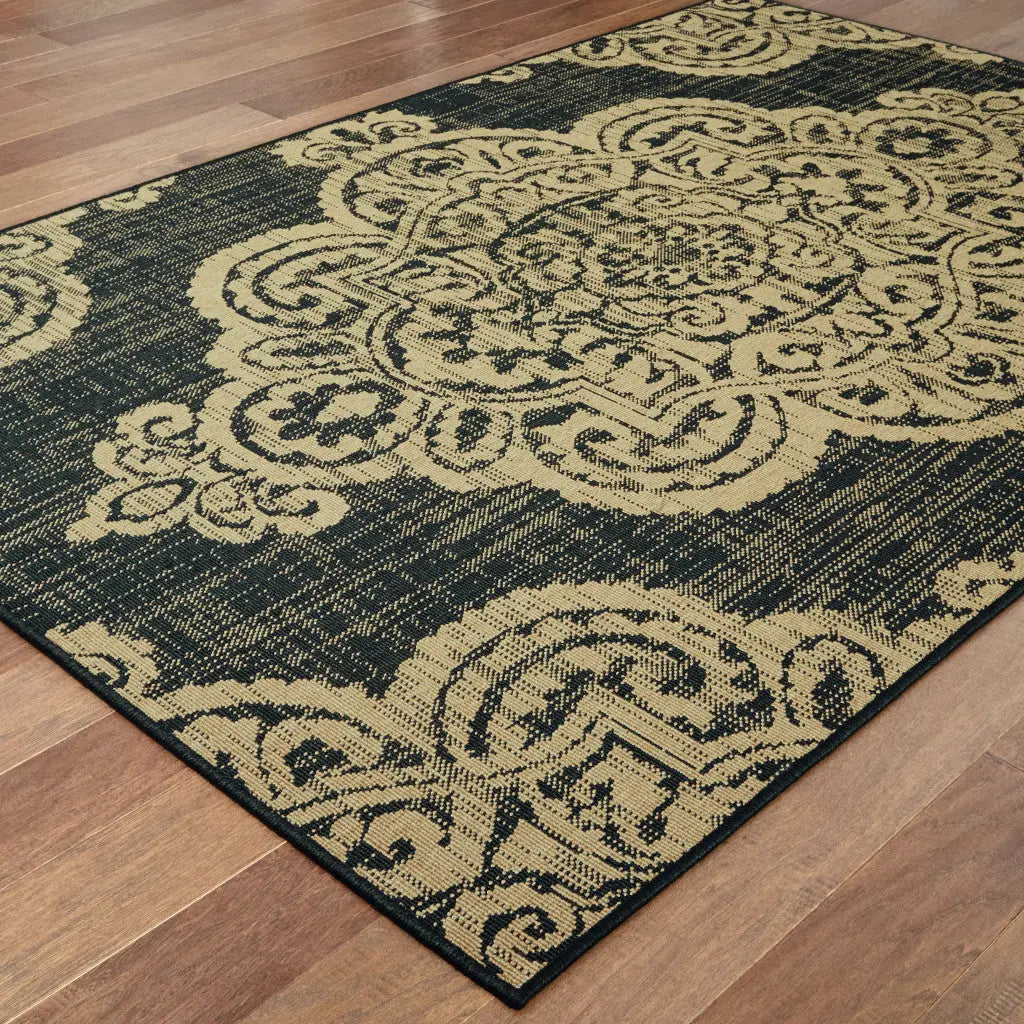 9' X 13' Black and Tan Oriental Stain Resistant Indoor Outdoor Area Rug Homeroots Outdoor