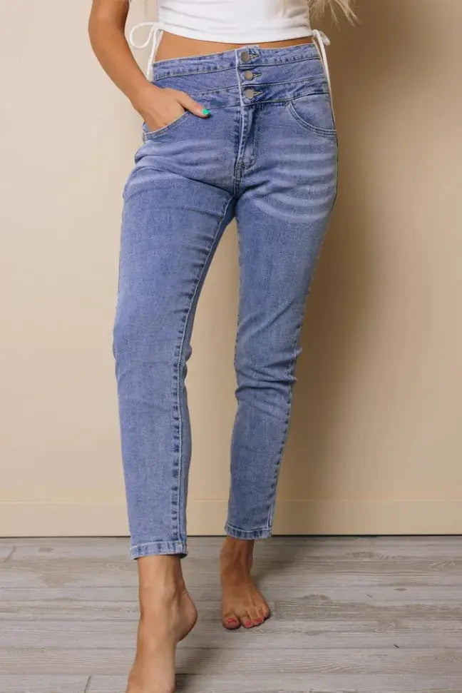 Adena High Waist Buttons Skinny Jeans Stay Warm in Style