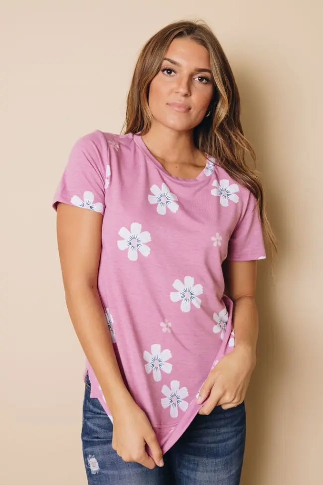 Aisha Short Sleeve Floral Tee Stay Warm in Style