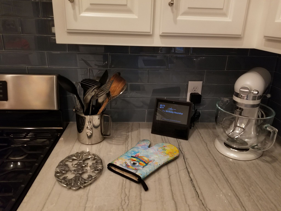 Alaskan Klee Kai Hippie Dawg Oven Mitt Caroline's Treasures