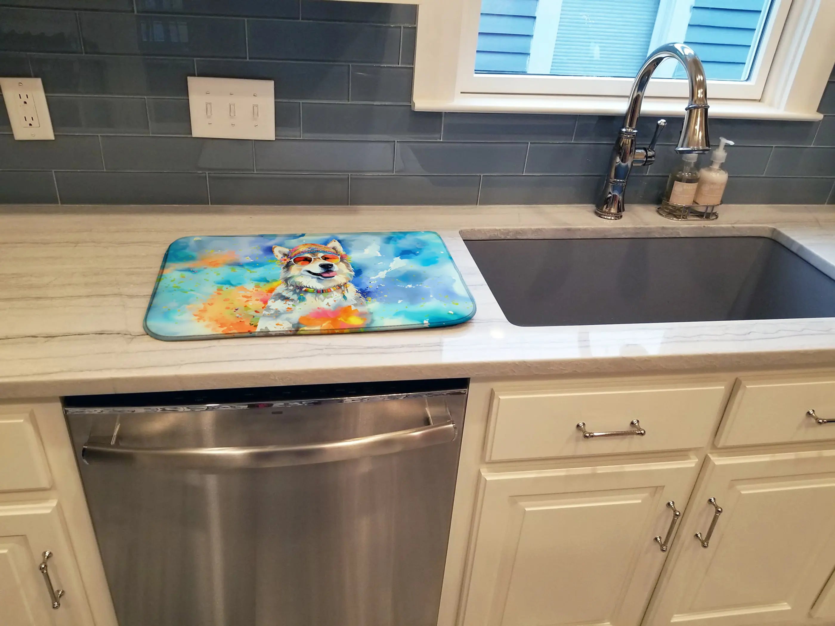 Alaskan Malamute Hippie Dawg Dish Drying Mat Caroline's Treasures