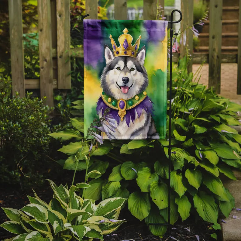 Alaskan Malamute King of Mardi Gras Garden Flag Caroline's Treasures