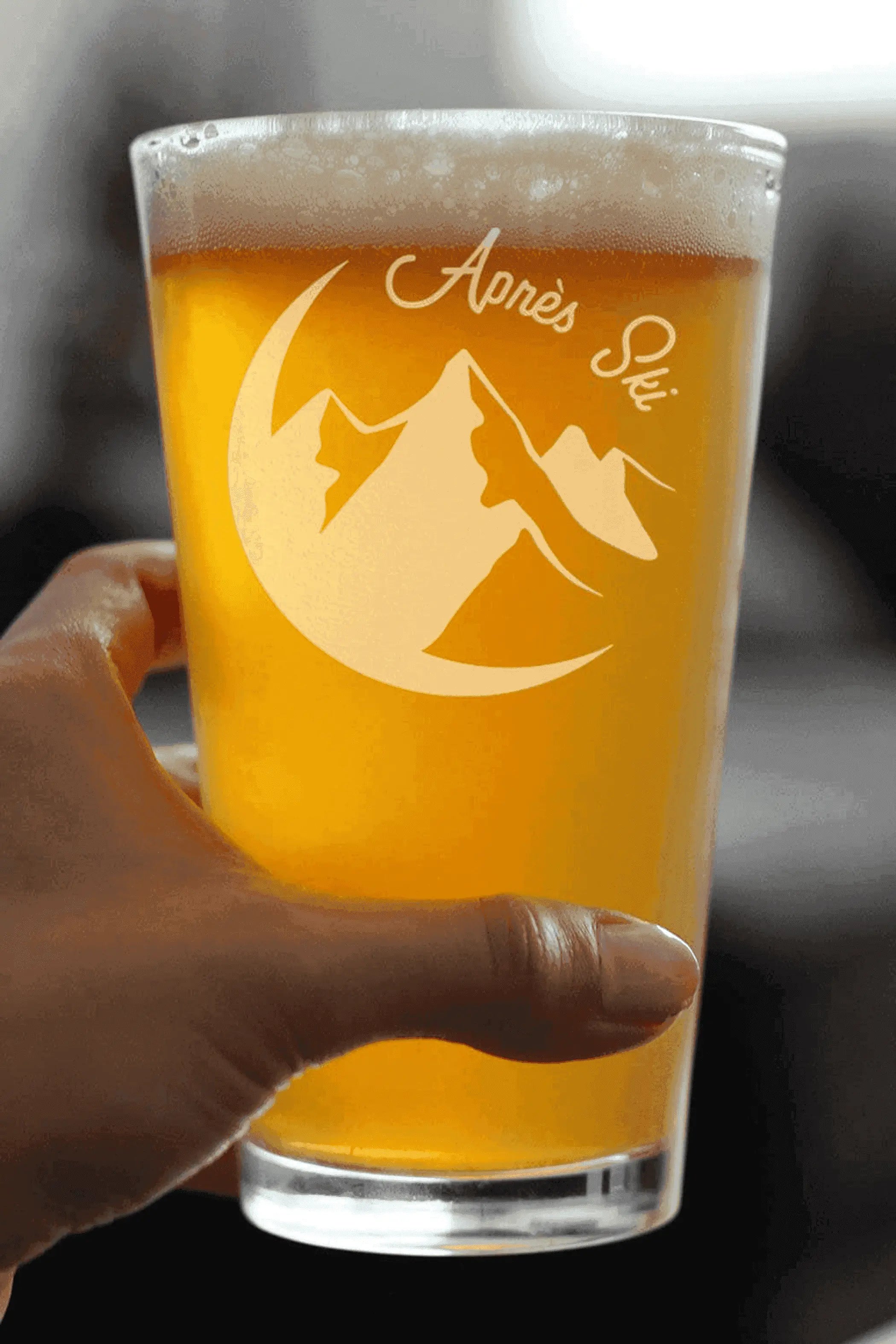 Apres Ski Pint Glass for Beer - Skiing Gifts and Decor Bevvee