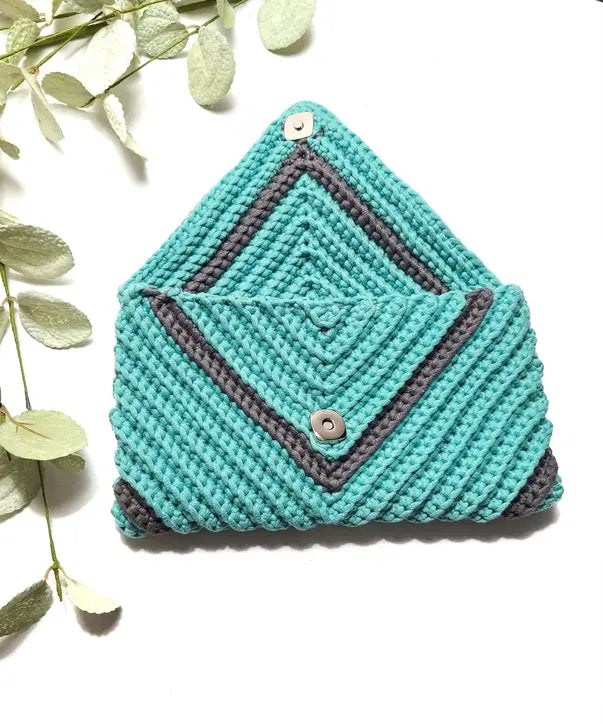Arrow Clutch Sysaic Knotz