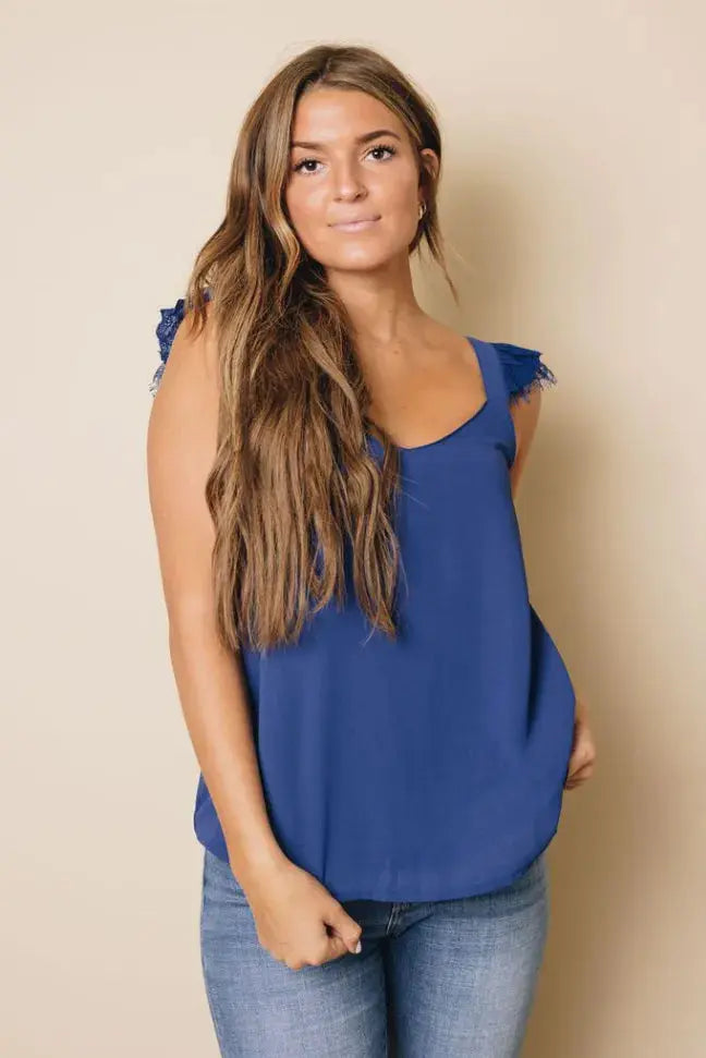 Athena Lace Tank Tops Stay Warm in Style