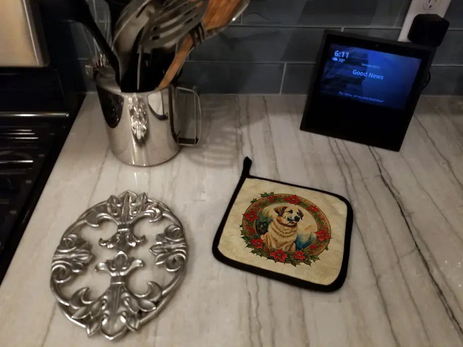 Australian Shepherd Christmas Flowers Pair of Pot Holders Caroline's Treasures