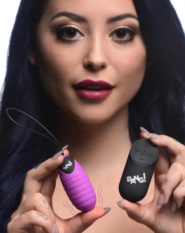 Bang! Swirl Silicone Egg XR Brands