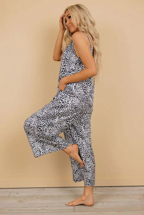 Beach Walk Jumpsuit Stay Warm in Style