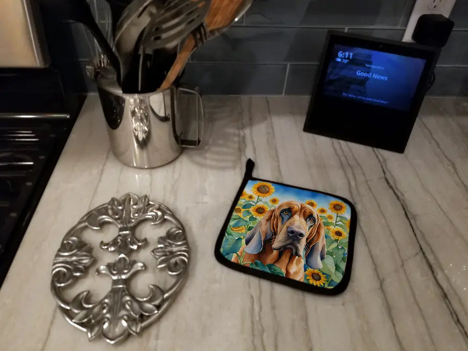 Belgian Malinois in Sunflowers Pair of Pot Holders Caroline's Treasures
