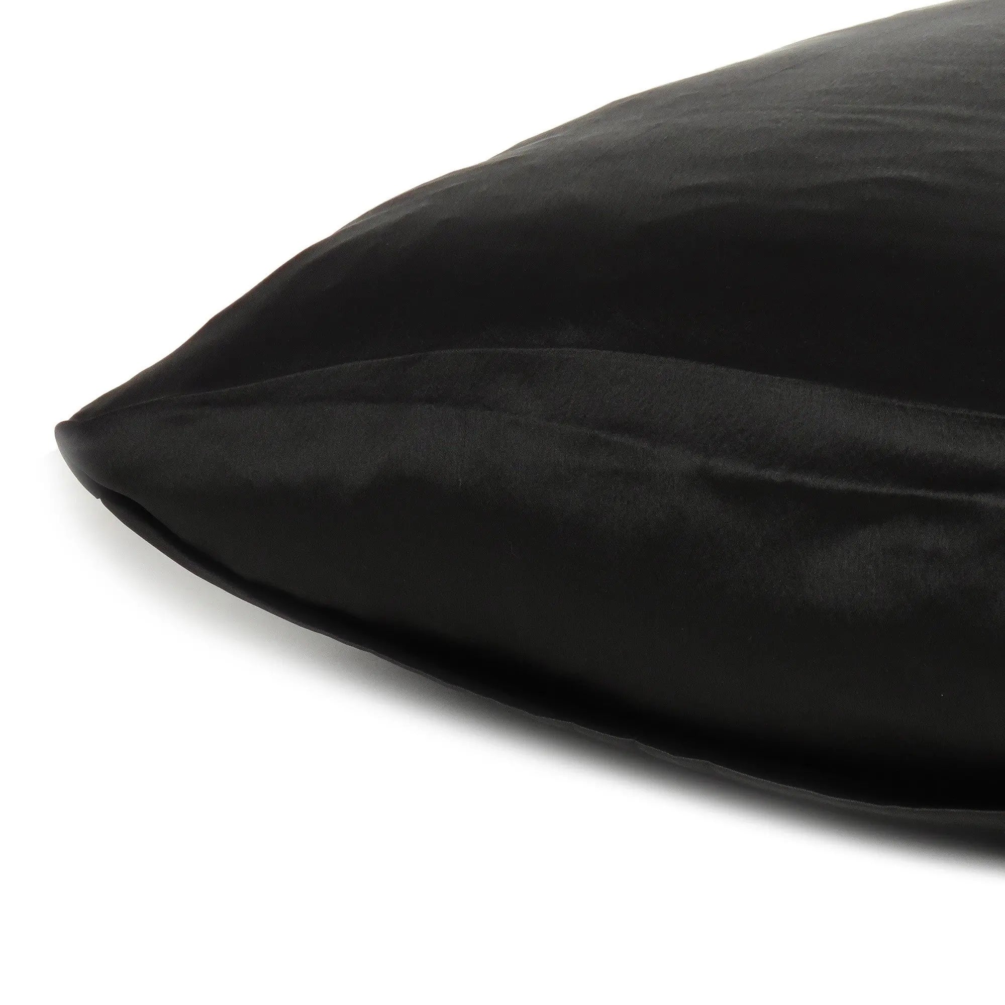 Black Dreamy Set Of 2 Silky Satin Queen Pillowcases Homeroots Bed & Bath