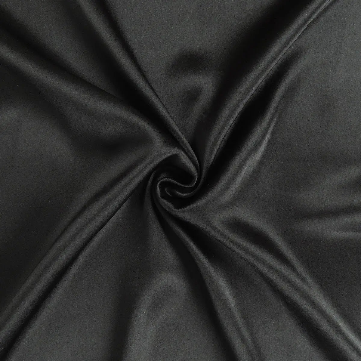 Black Dreamy Set Of 2 Silky Satin Queen Pillowcases Homeroots Bed & Bath