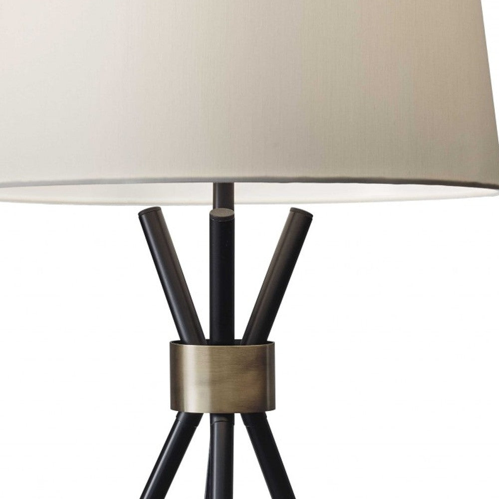 Black Metal Tripod Leg With Antique Brass Accent Table Lamp - GreatEagleInc
