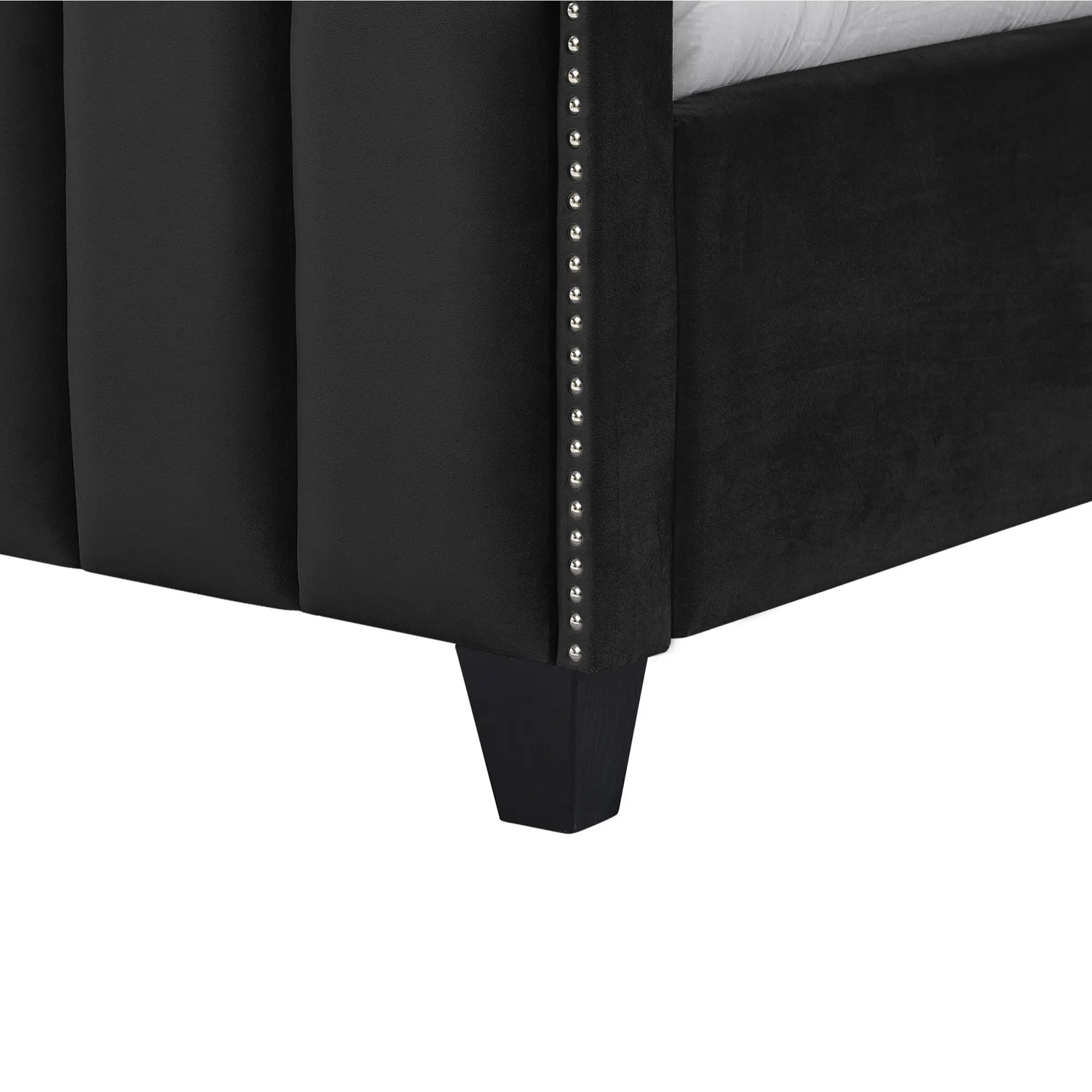 Black Solid Wood Queen Tufted Upholstered Velvet Bed with Nailhead Trim Homeroots Bed & Bath