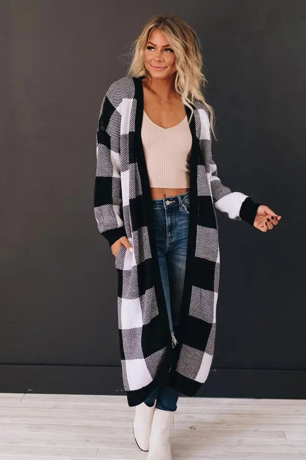 Board Games Pocketed Checkered Cardi Stay Warm in Style