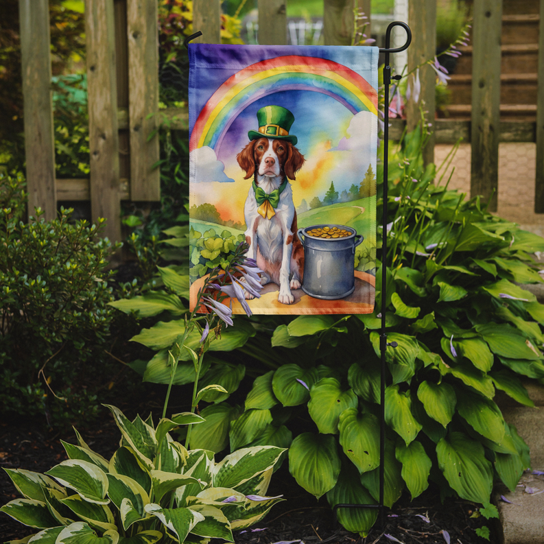 Brittany Spaniel St Patrick's Day Garden Flag Caroline's Treasures