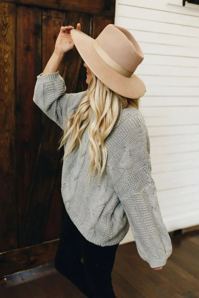 Bubblegum Knit Braided Sweater Stay Warm in Style