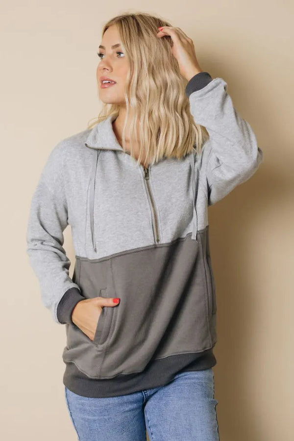 Carmen Colorblock Sweatshirt Stay Warm in Style