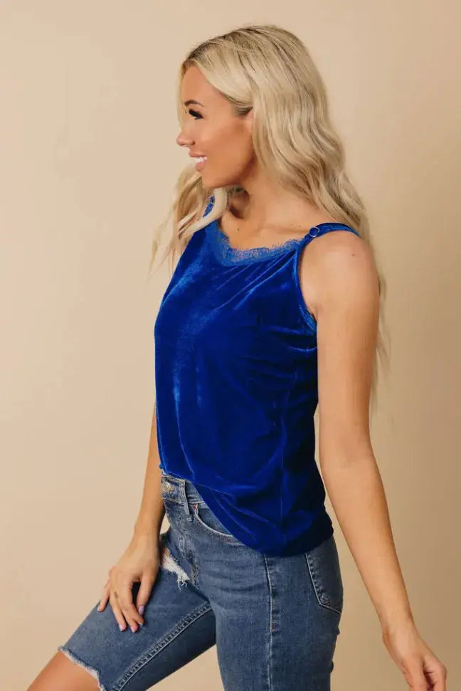 Castellano Velvet V-Neck Tank Stay Warm in Style