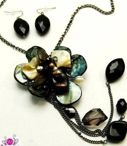 Charm Shell Flower Set SurelyMine