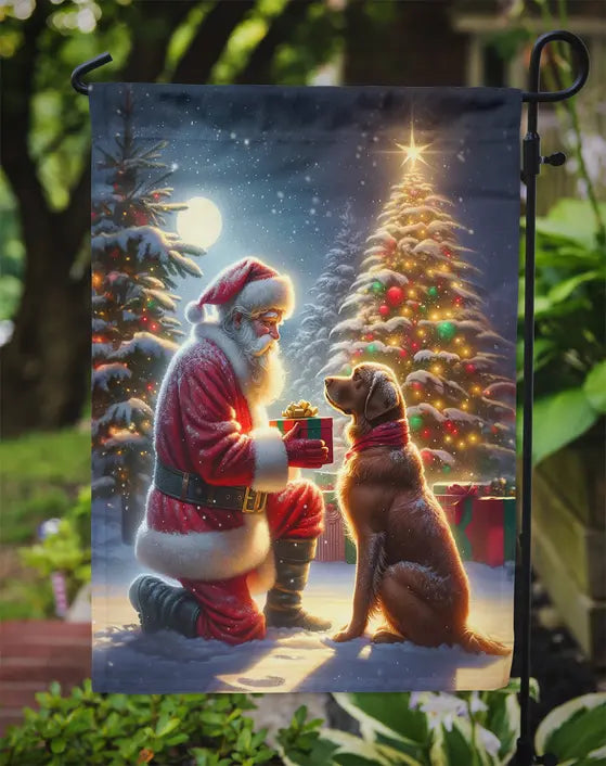 Chesapeake Bay Retriever and Santa Claus Garden Flag Caroline's Treasures