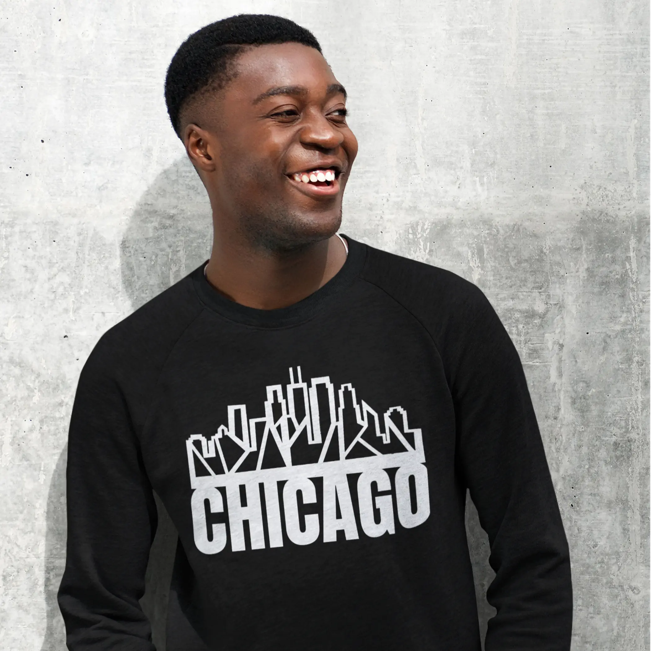 Chicago Skyline Crewneck with "Chicago" Text Black Cat Bazaar