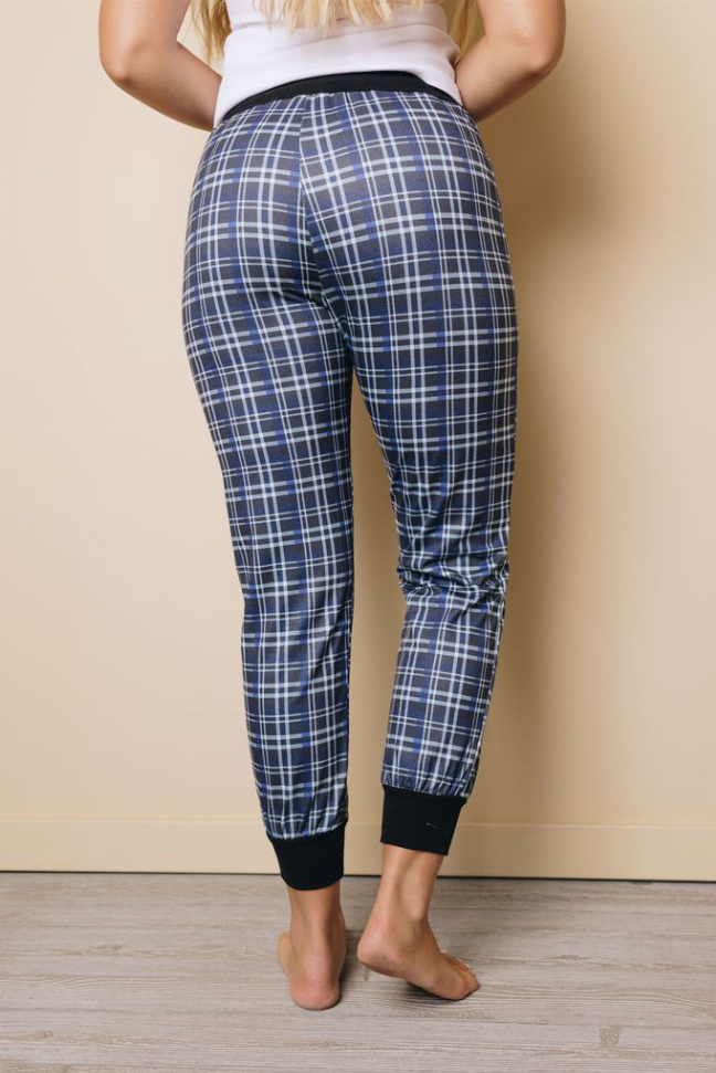 Clifford Plaid Joggers Stay Warm in Style