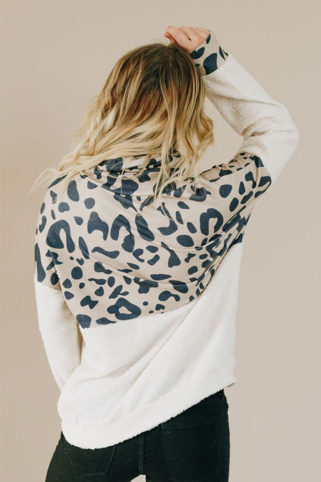 Cozy Spotted Leopard Pullover Stay Warm in Style