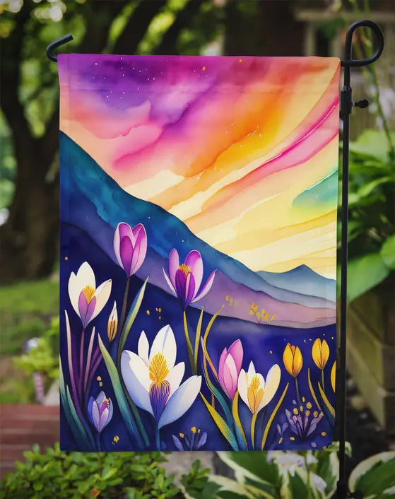 Crocus in Color Garden Flag Caroline's Treasures