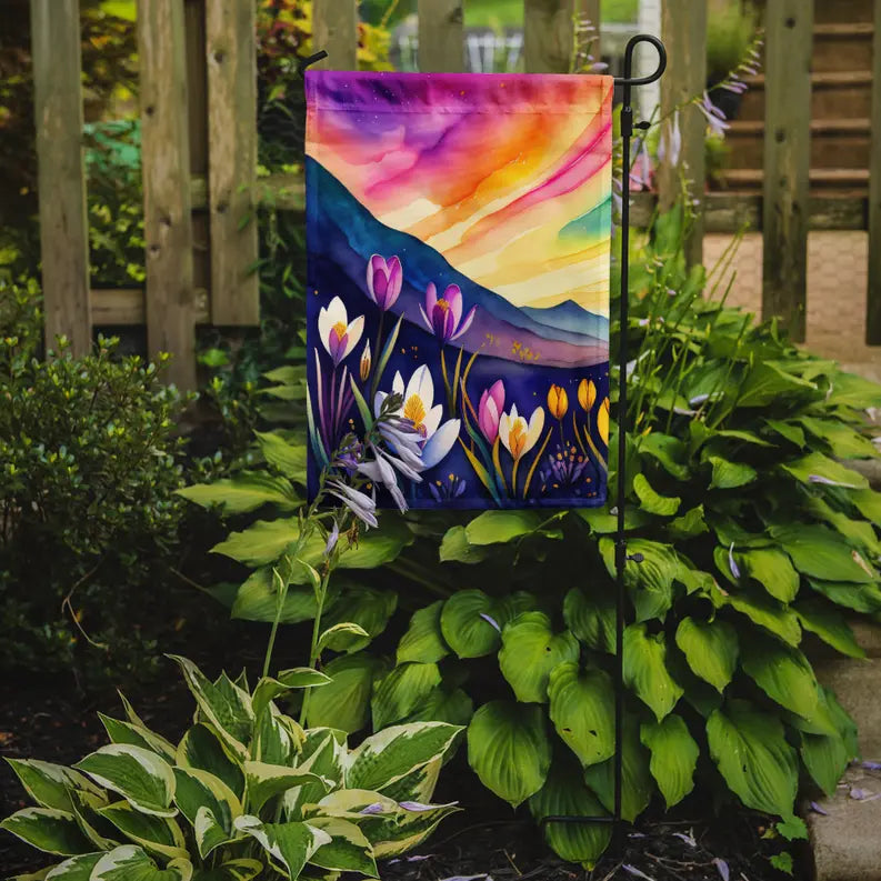 Crocus in Color Garden Flag Caroline's Treasures