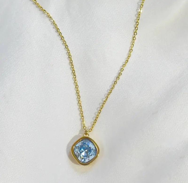 DESIREE AQUAMARINE BIRTHSTONE PENDANT NECKLACE - MARCH Mai Desiree