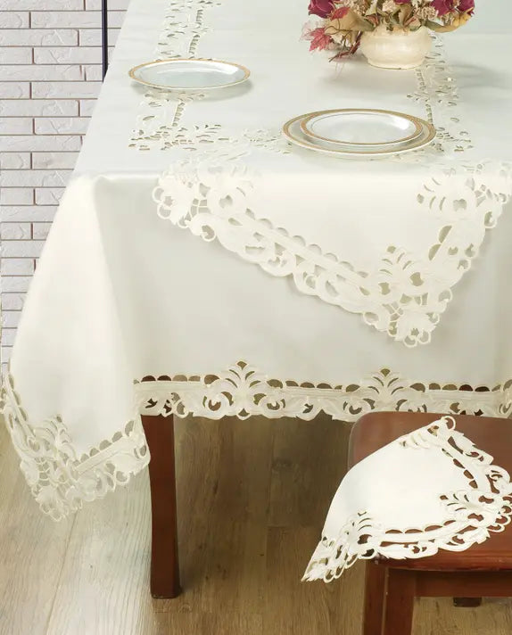 Damarcus Collection Decozen